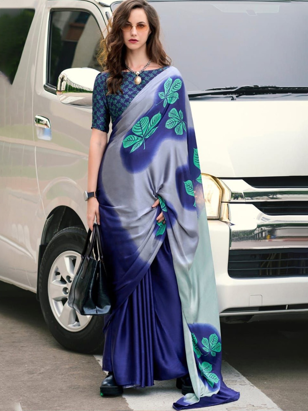 

SHIWAYE Floral Satin Saree, Blue