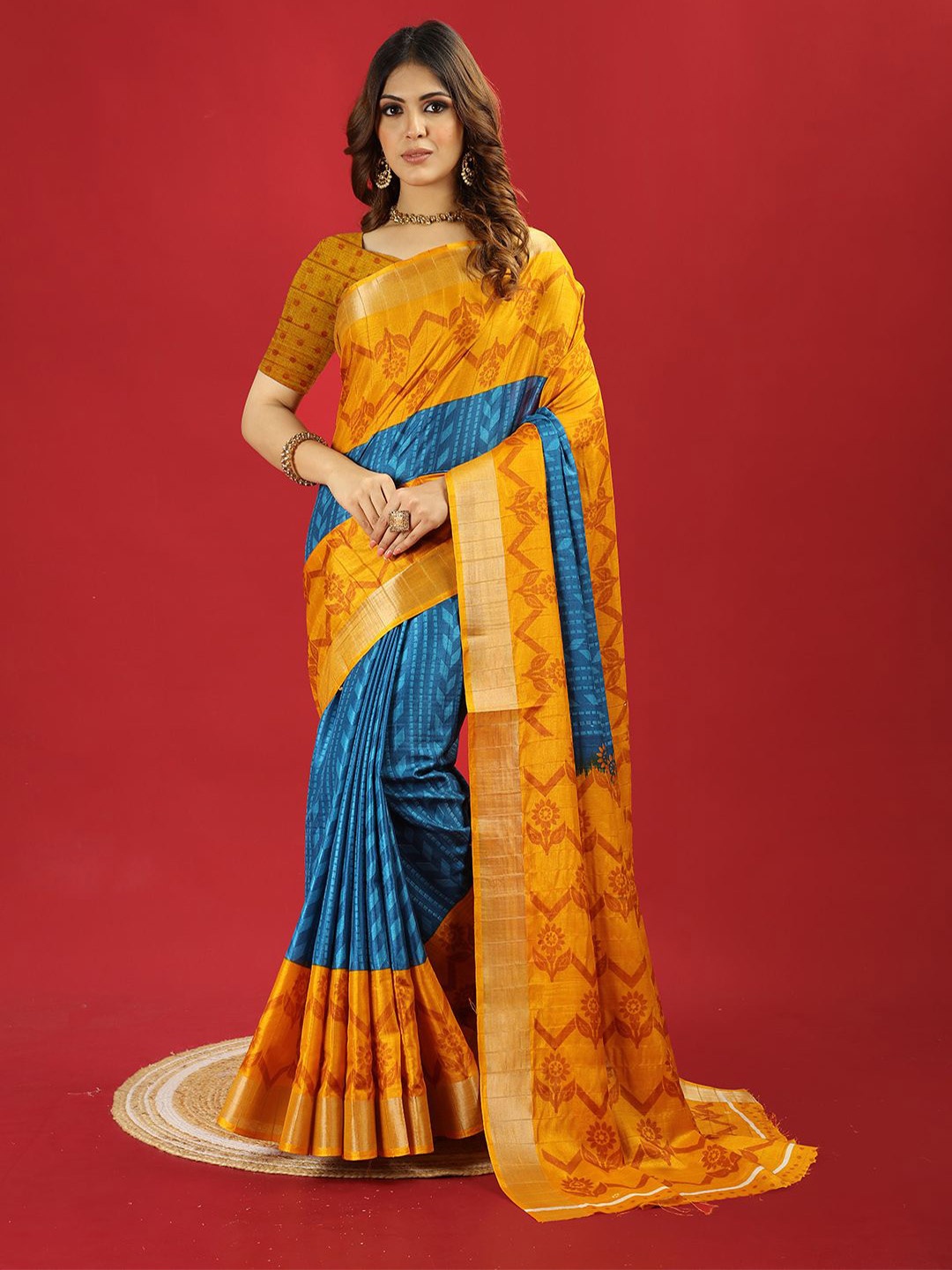 

VIRENDRA TEXTILES Printed Zari Saree, Turquoise blue
