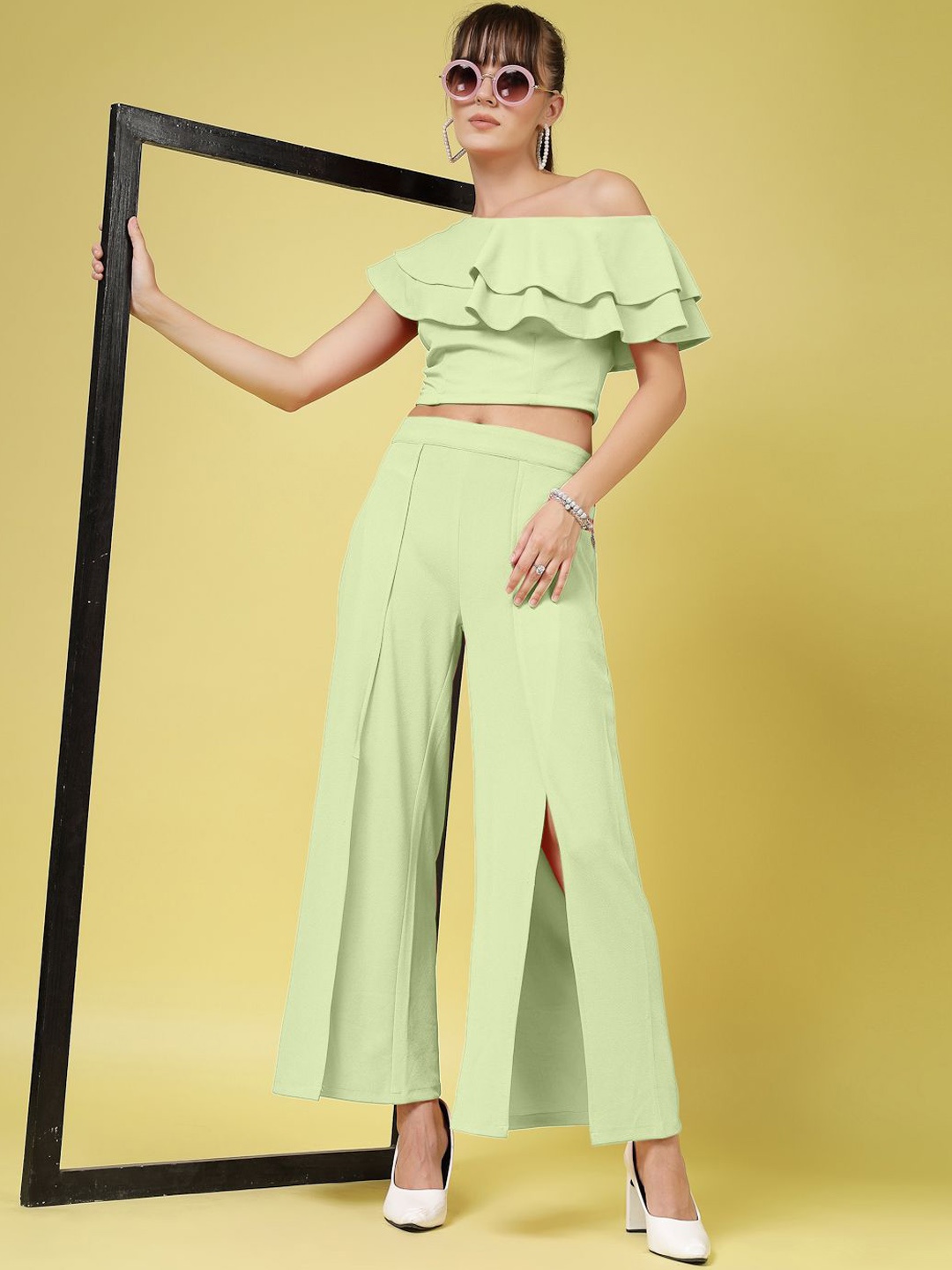 

DressBerry One Shoulder Neck Crop Top With Trouser, Green