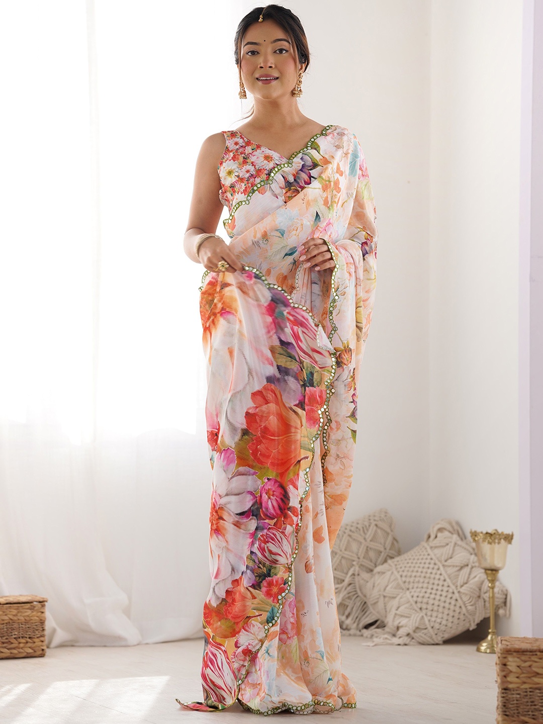 

DWIZA ENTERPRISE Floral Printed Mirror Work Pure Crepe Saree, White