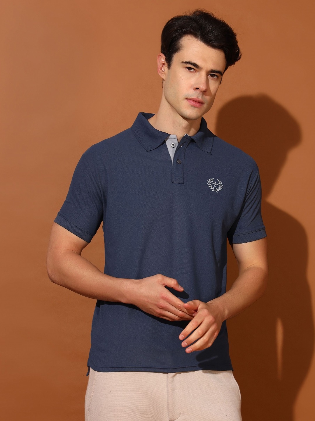 

Christy World Men Polo Collar Applique T-shirt, Multi