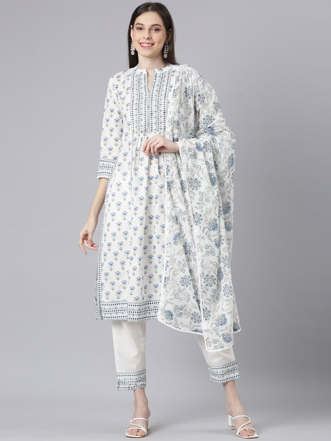 

Neerus Floral Printed Mandarin Collar Beads and Stones Kurta With Trousers & Dupatta, Blue