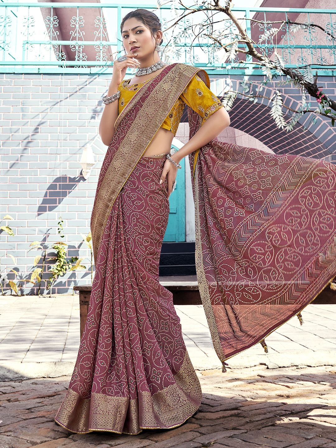 

Panzora Bandhani Zari Poly Georgette Bandhani Saree, Mauve