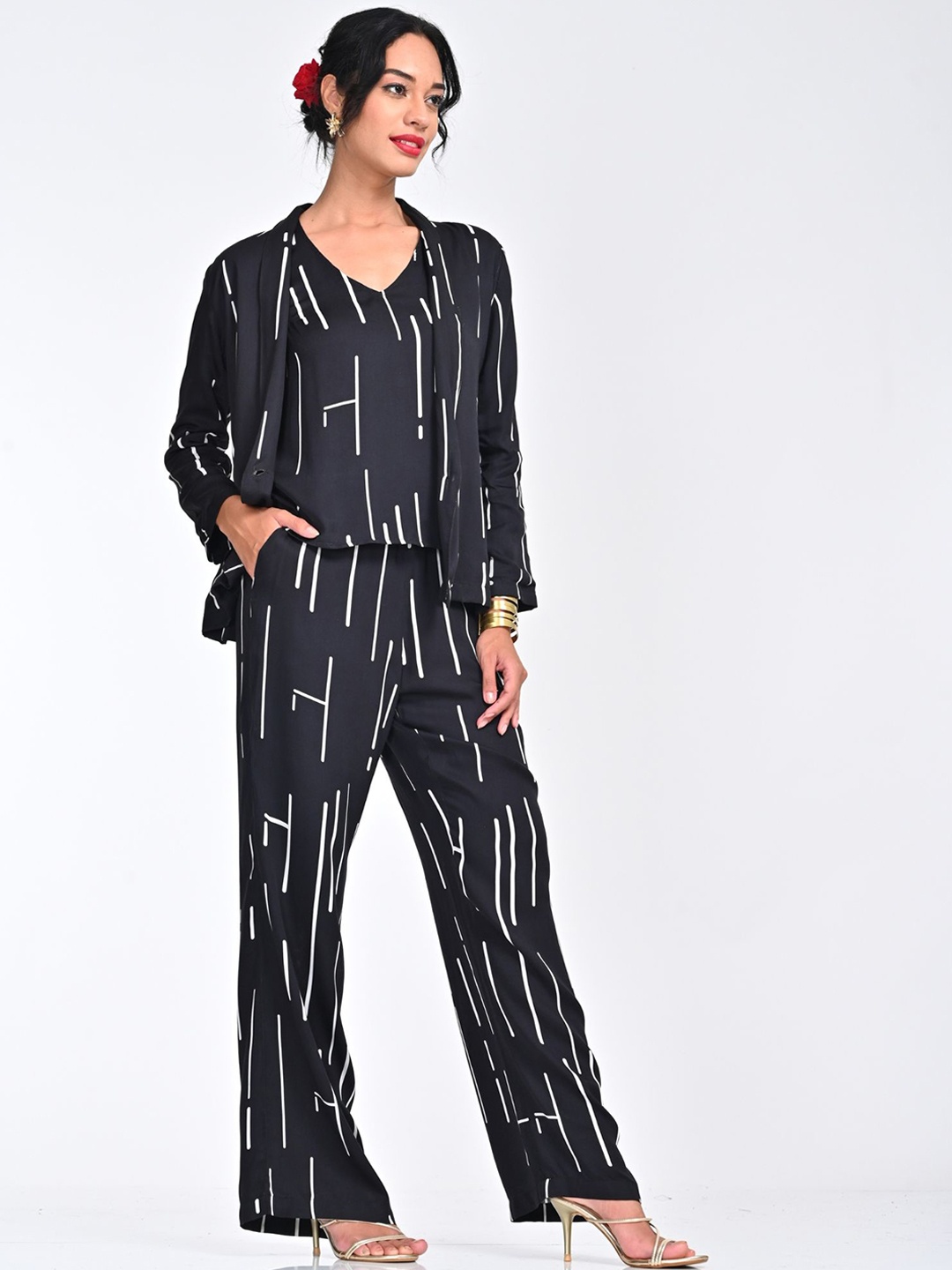

Saltpetre 3 Piece Cedar Printed Blazer With Top & Trouser, Black