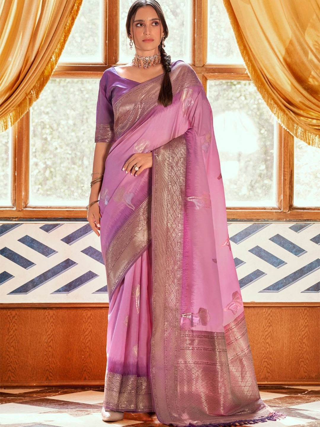

DEVATITHI Lavender Soft Silk Saree