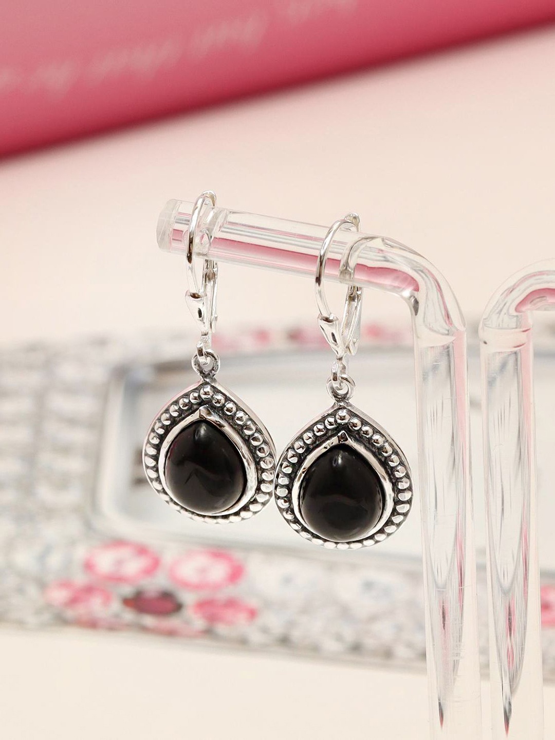 

LeCalla 925 Sterling Silver Silver-Plated Onyx Studded Contemporary Shaped Drop Earrings