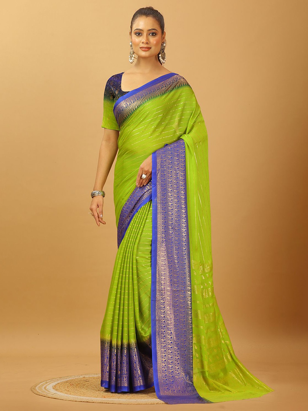 

VIRENDRA TEXTILES Striped Pure Crepe Saree, Green