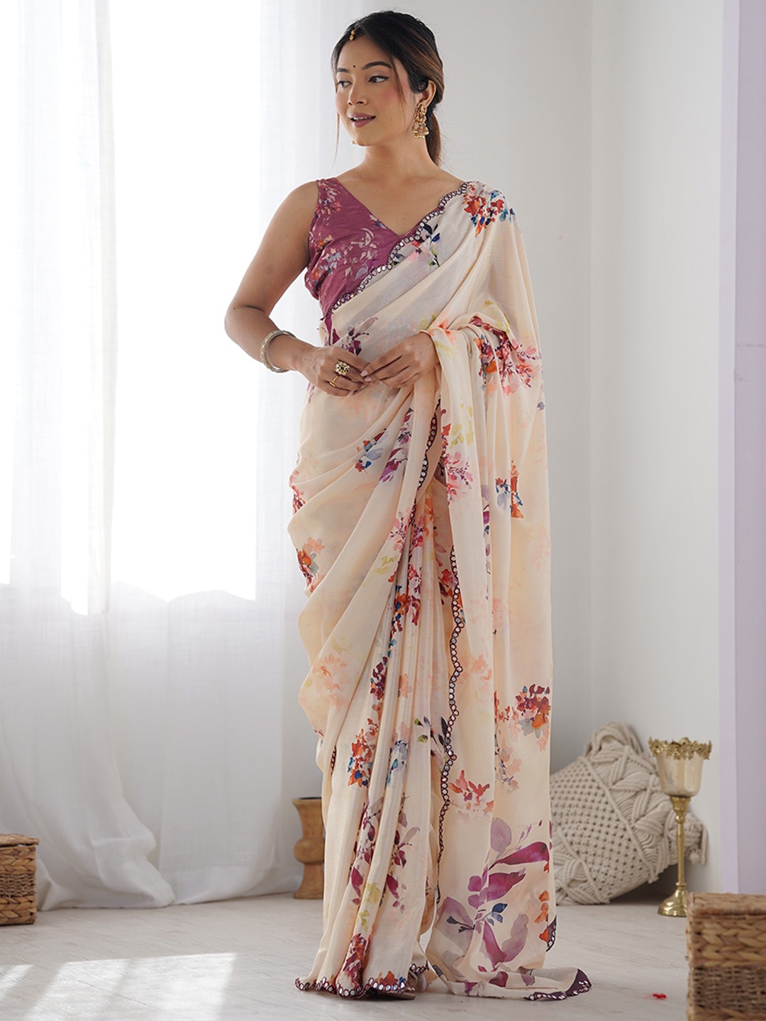 

DWIZA ENTERPRISE Floral Printed Mirror Work Pure Crepe Saree, Cream