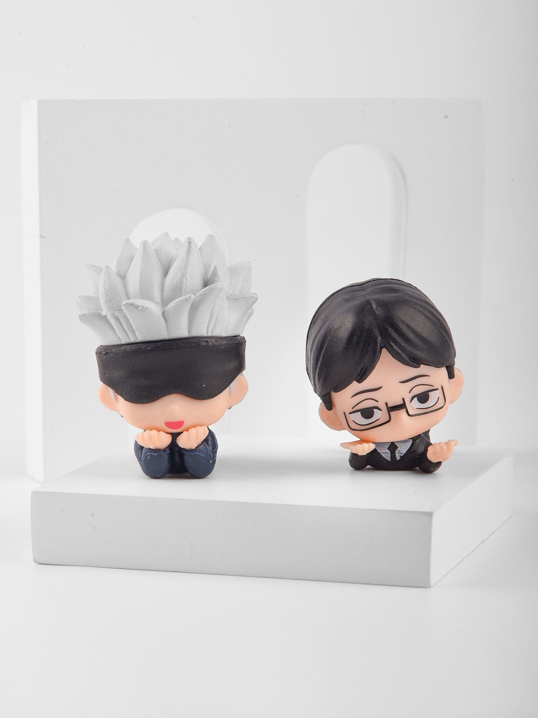 

COMICSENSE Unisex Set Of 2 Jujutsu Kaisen Anime Chibi Figurine, Black