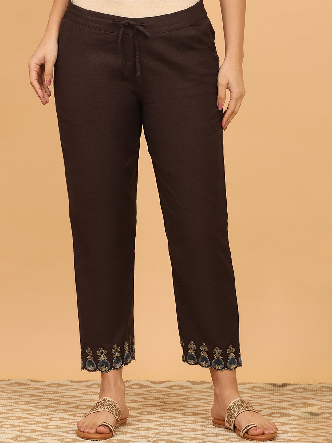 

Folk Song Women Trousers, Brown