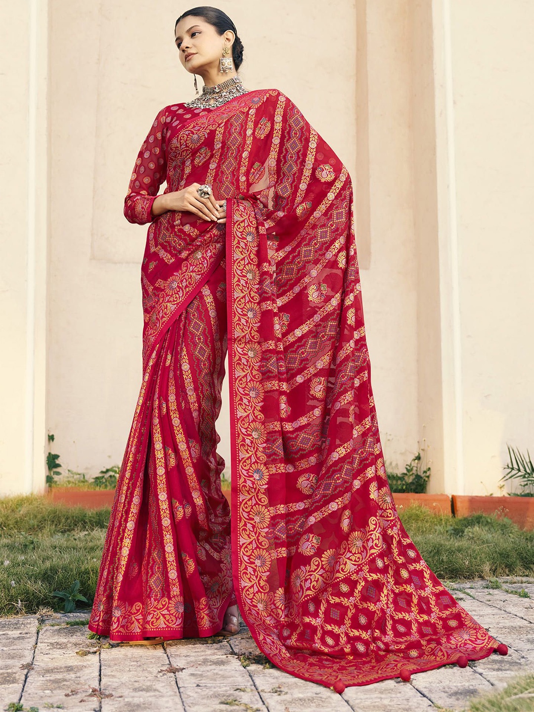 

elora Bandhani Poly Georgette Bandhani Saree, Red