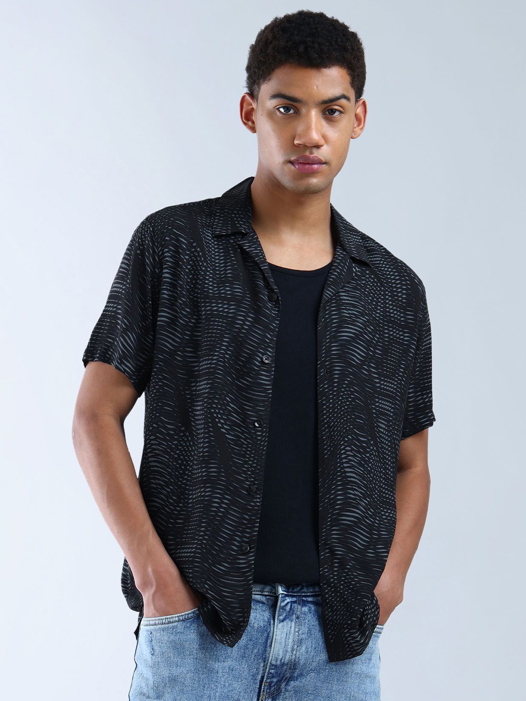 

Flying Machine Men Classic Floral Opaque Printed Casual Shirt, Black