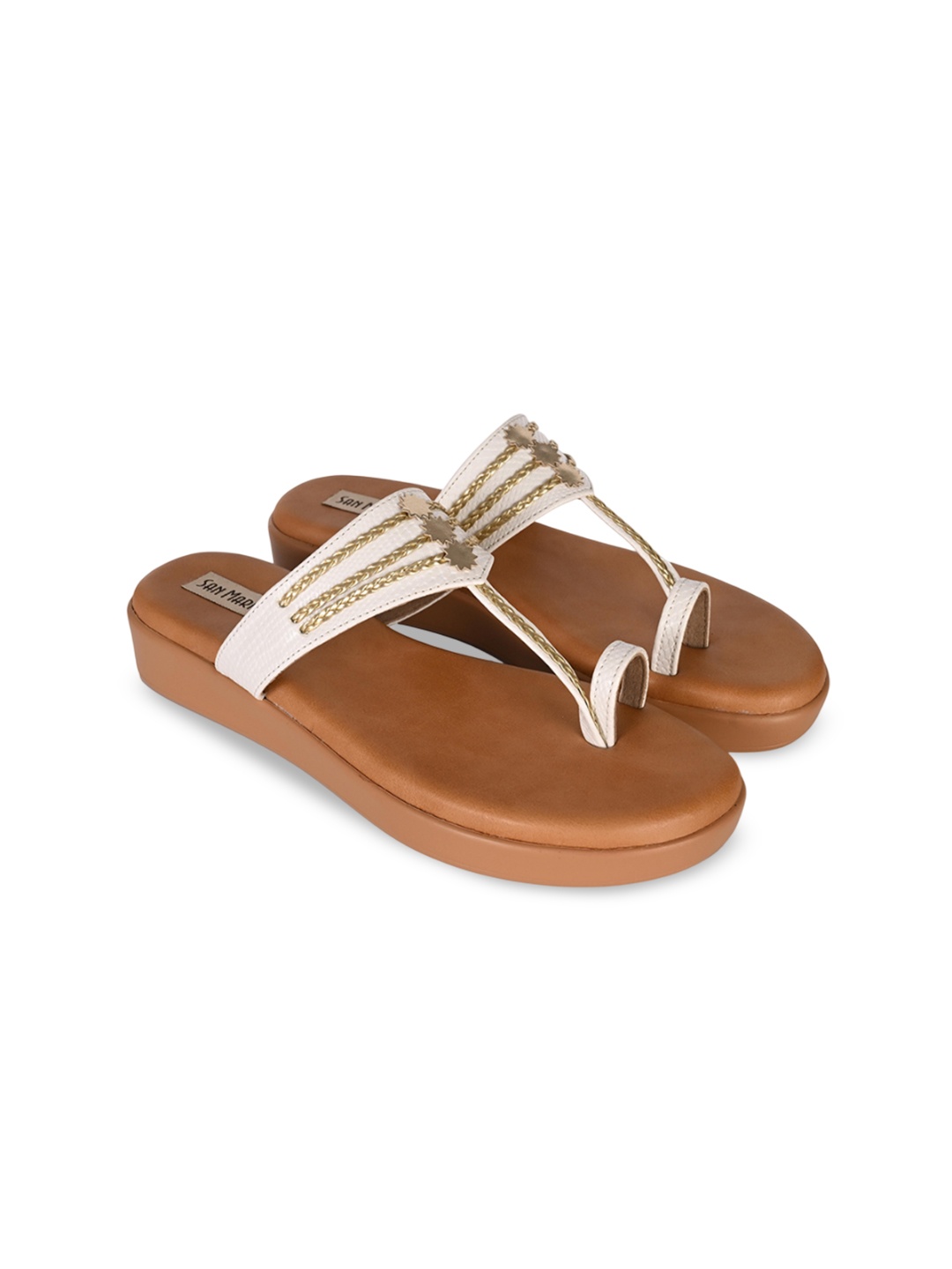 

San Marino by Shoe Bank Women Ethnic Embellished One Toe Flats, White