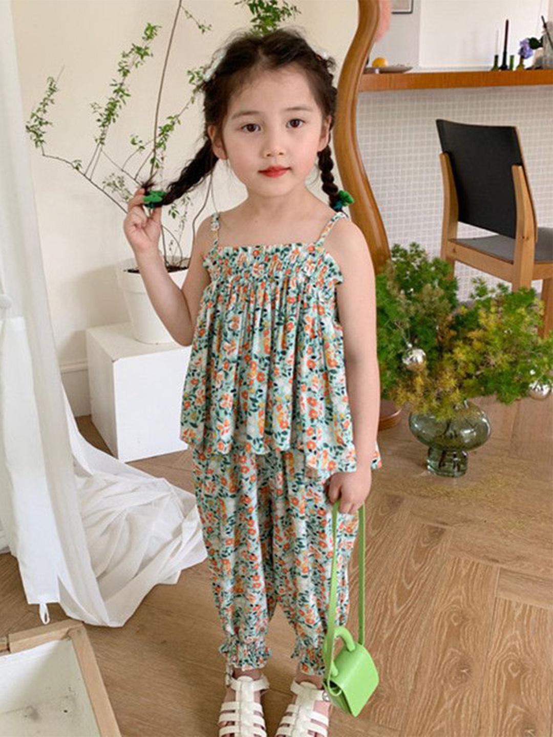 

StyleCast x Revolte Girls Printed Top With Capris, Green