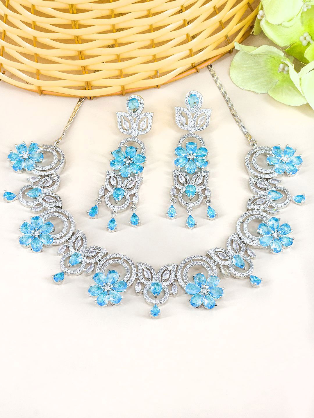 

PRIVIU Rhodium-Plated American Diamond Studded Jewellery Set, Silver