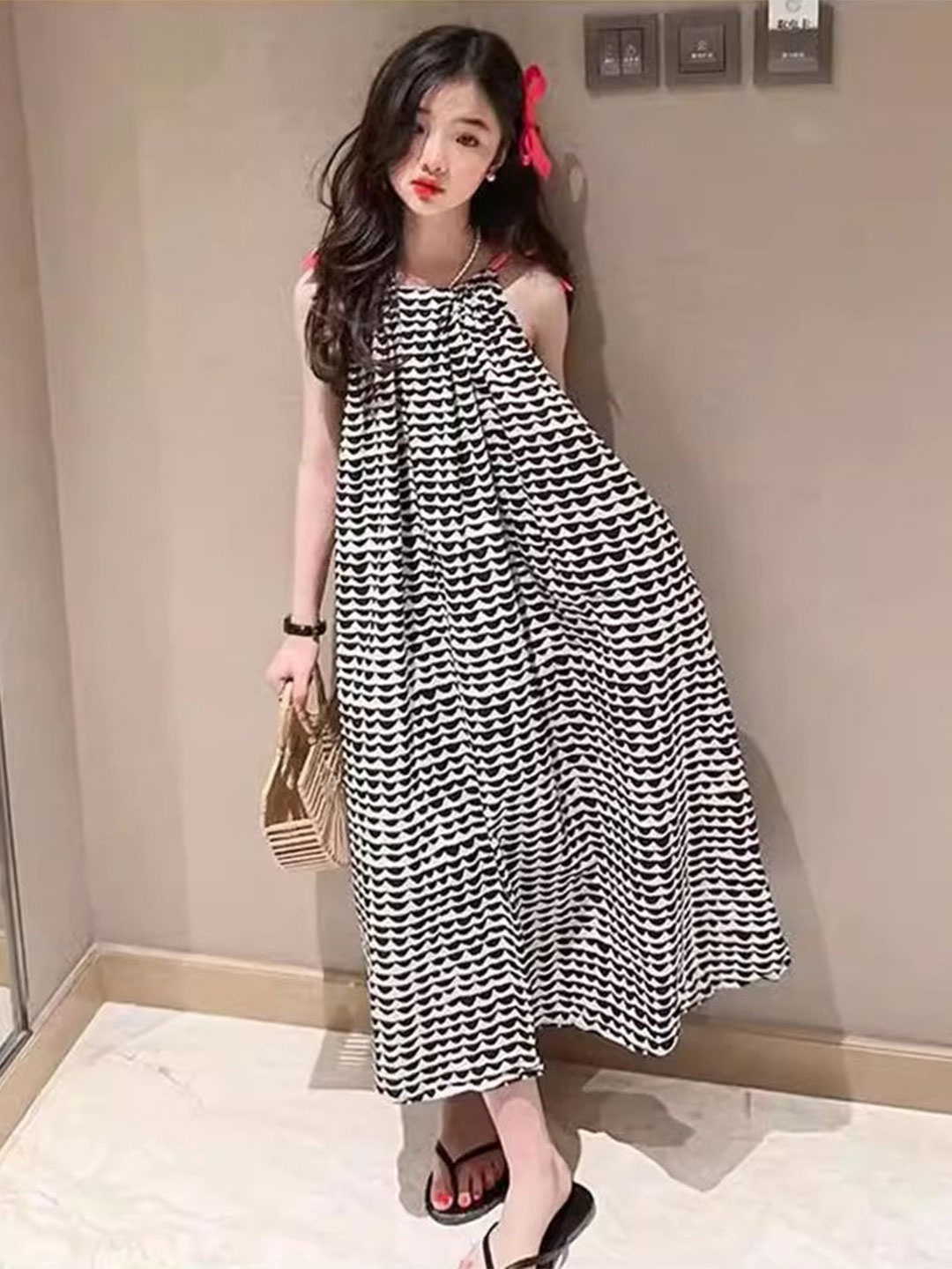 

StyleCast x Revolte Girl Monochrome A-Line Maxi Dress, Black