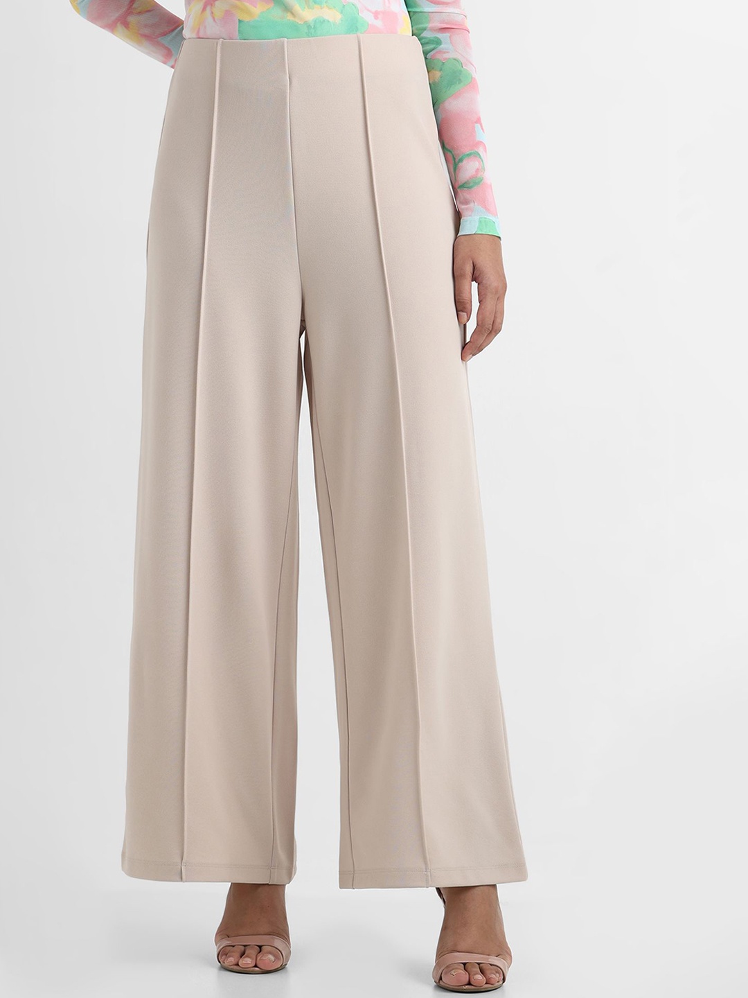 

YUVAKAA Women Mid-Rise Flared Trouser, Beige