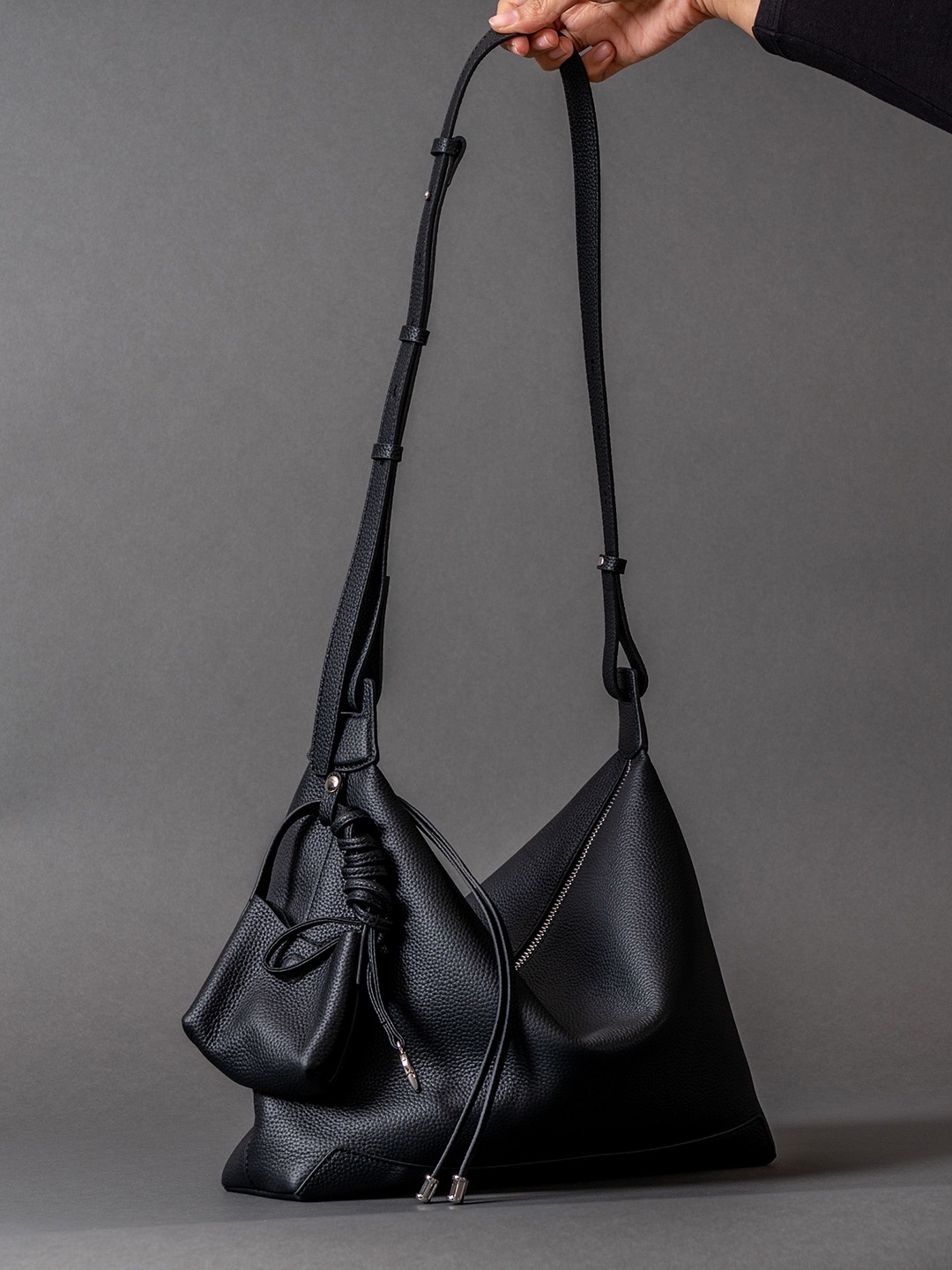 

Next Level 01 Leather Structured Handheld Bag with Tasselled, Black