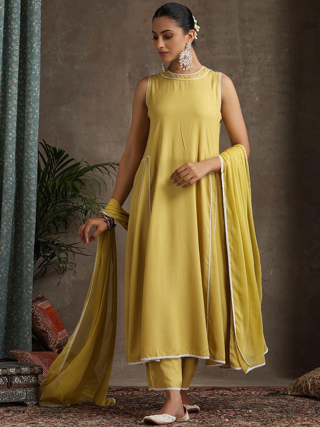 

Khushal K Thread Work Panelled A Line Kurta With Trousers & Dupatta, Yellow