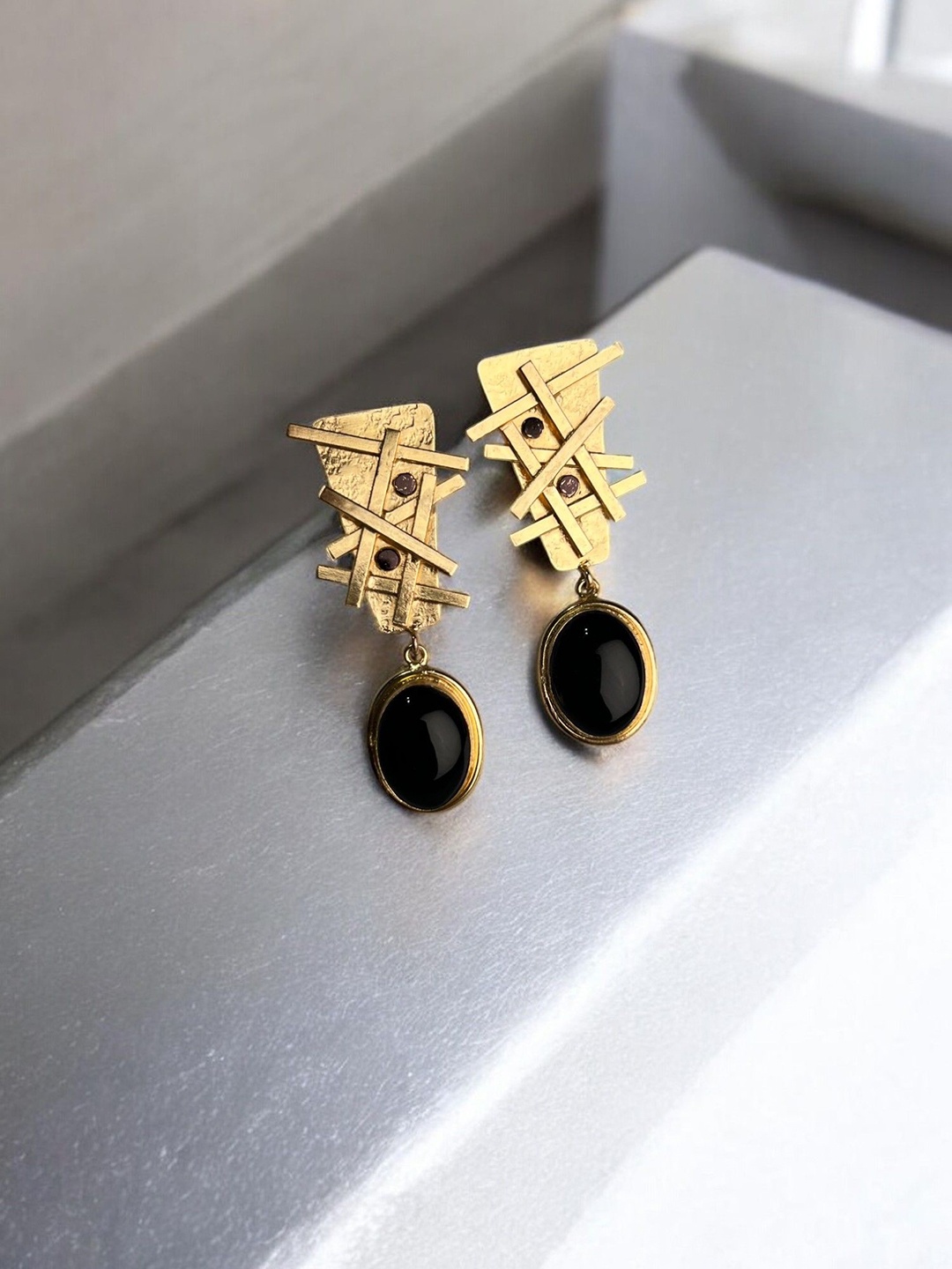 

VOGUE BY RITU Artificial Stones Studded Contemporary Drop Earrings, Gold