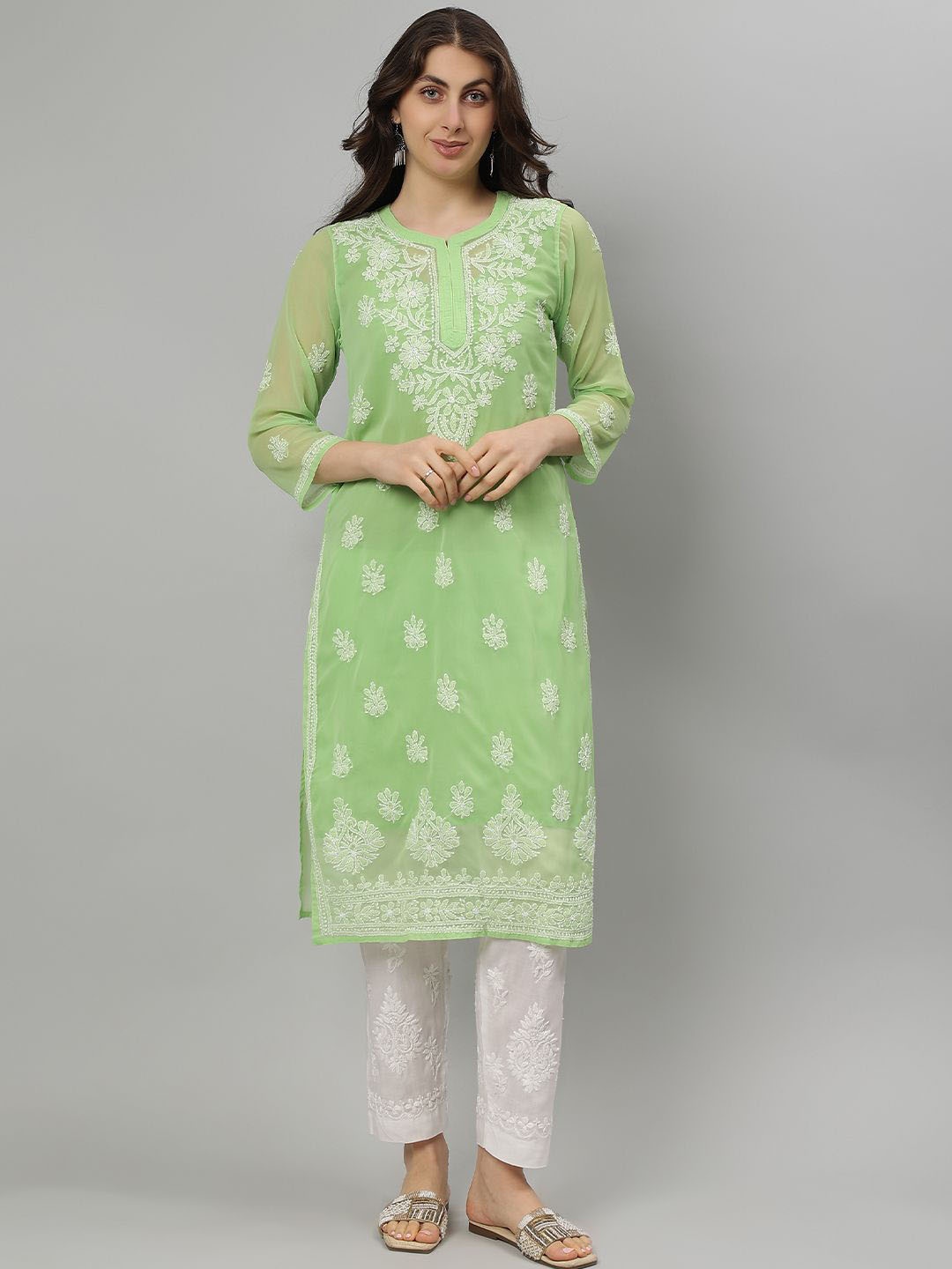 

Seva Chikan Floral Embroidered Chikankari Georgette Kurta, Green