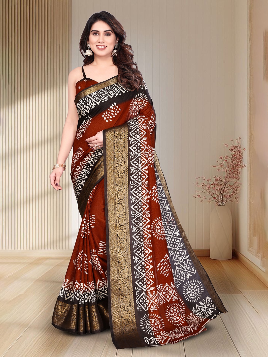 

MAGNEITTA Batik Zari Silk Blend Saree, Brown