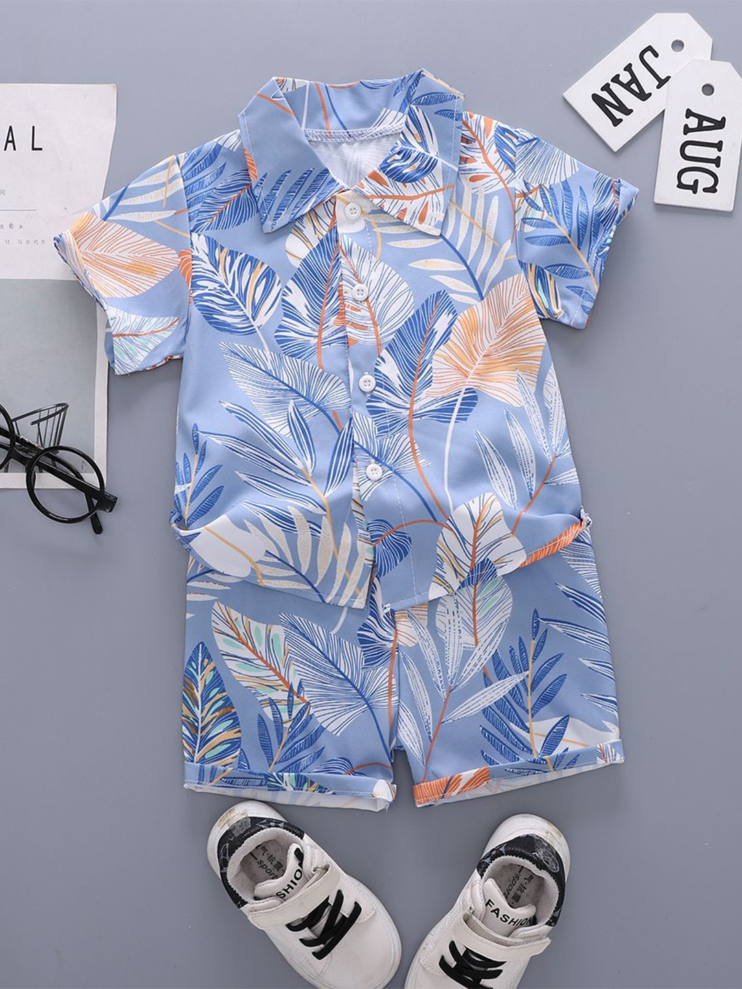 

StyleCast x Revolte Boys Printed Shirt With Shorts, Blue