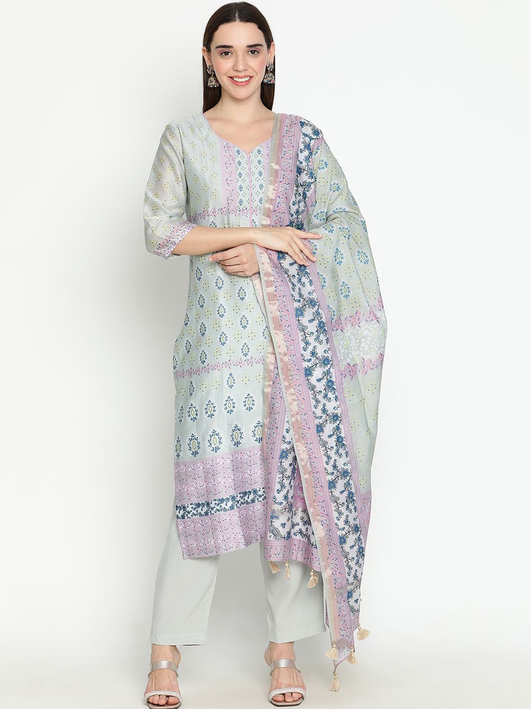 

SHINGORA Floral Printed Sweetheart Neck Straight Kurta With Trousers And Dupatta, Green