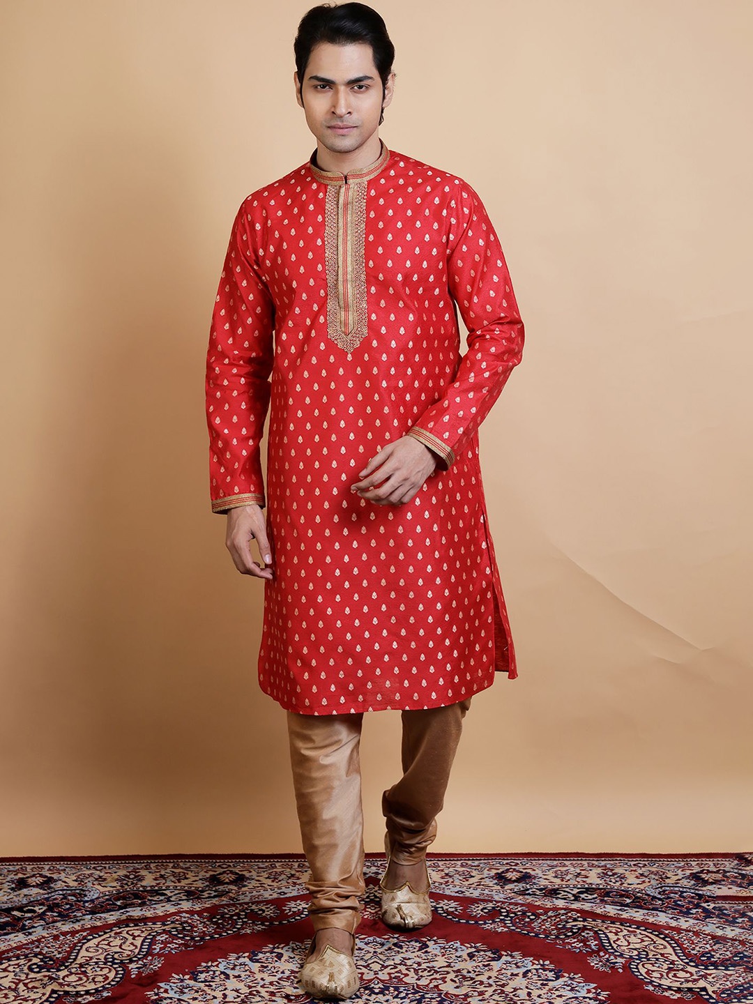 

KHAAS Floral Woven Design Mandarin Collar Sequinned Cotton Silk Straight Kurta With Pyjama, Red
