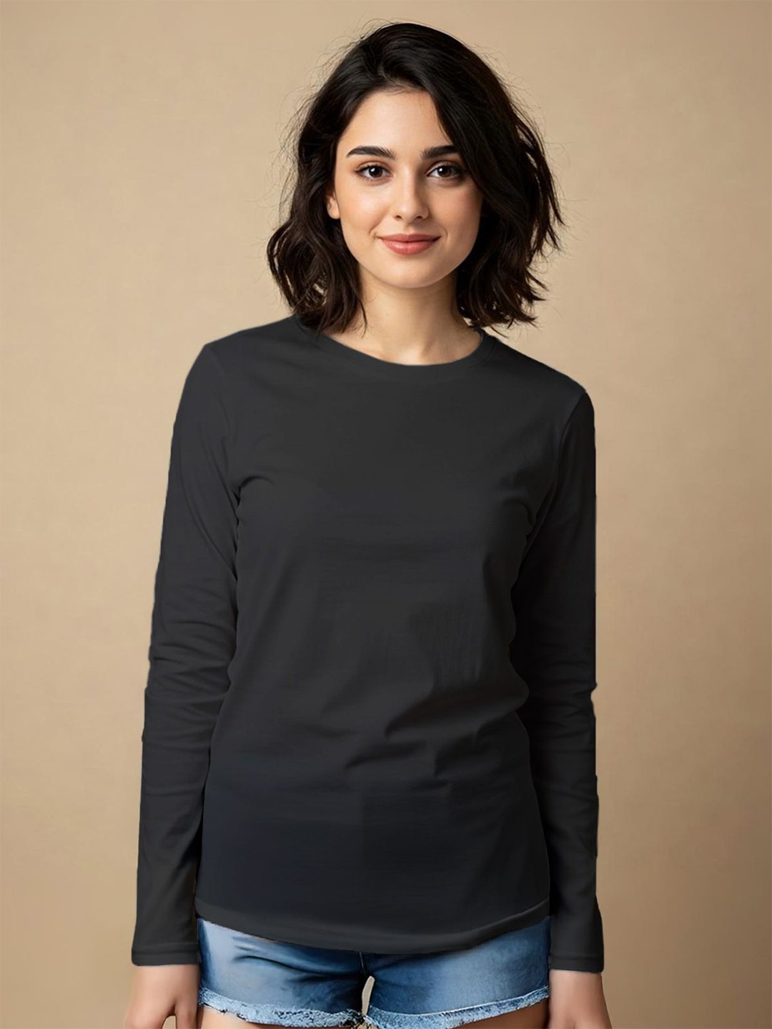 

JUNEBERRY Women Applique T-shirt, Black