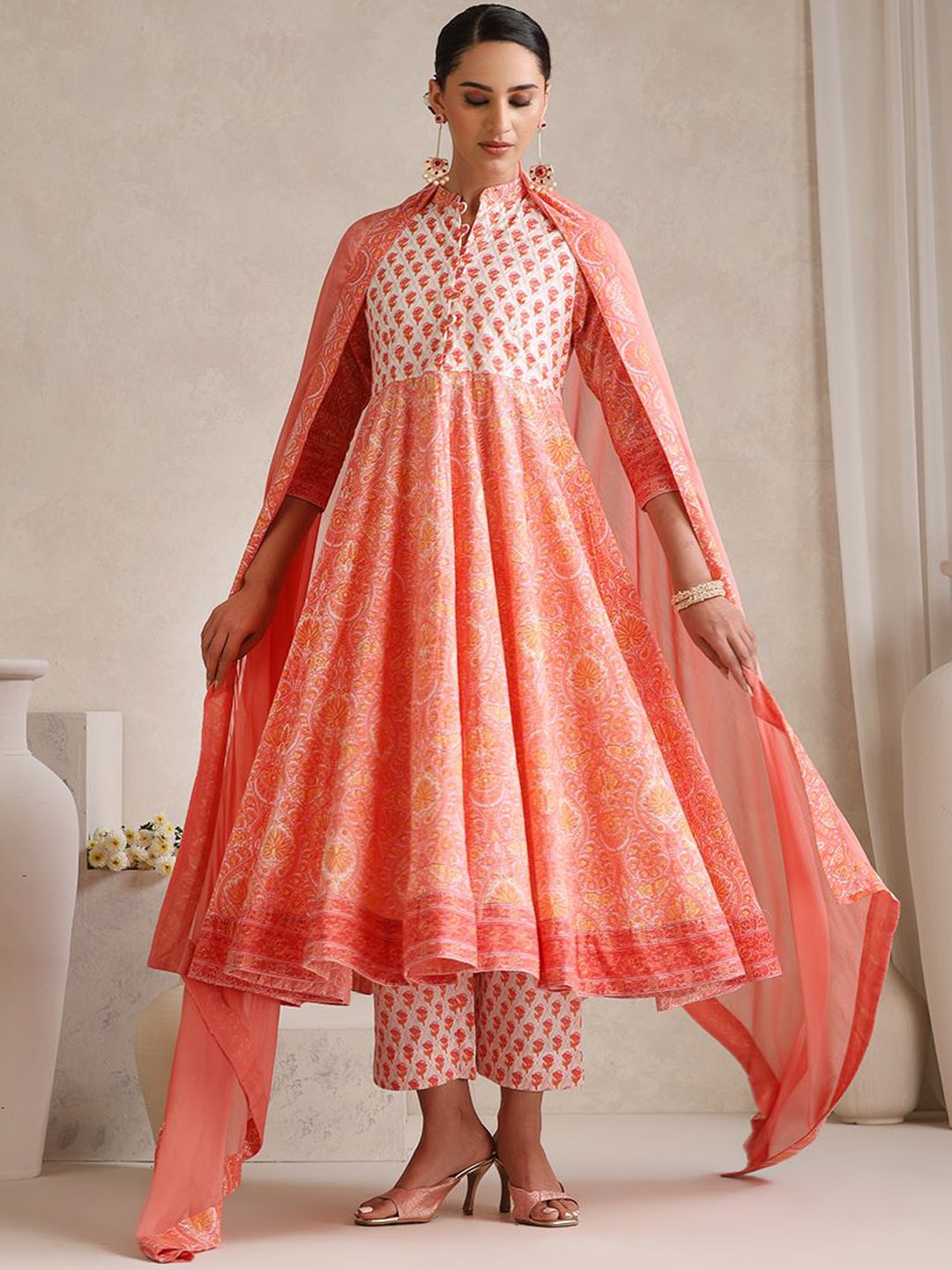 

Khushal K Floral Printed Mandarin Collar Pure Cotton Anarkali Kurta & Trousers & Dupatta, Pink