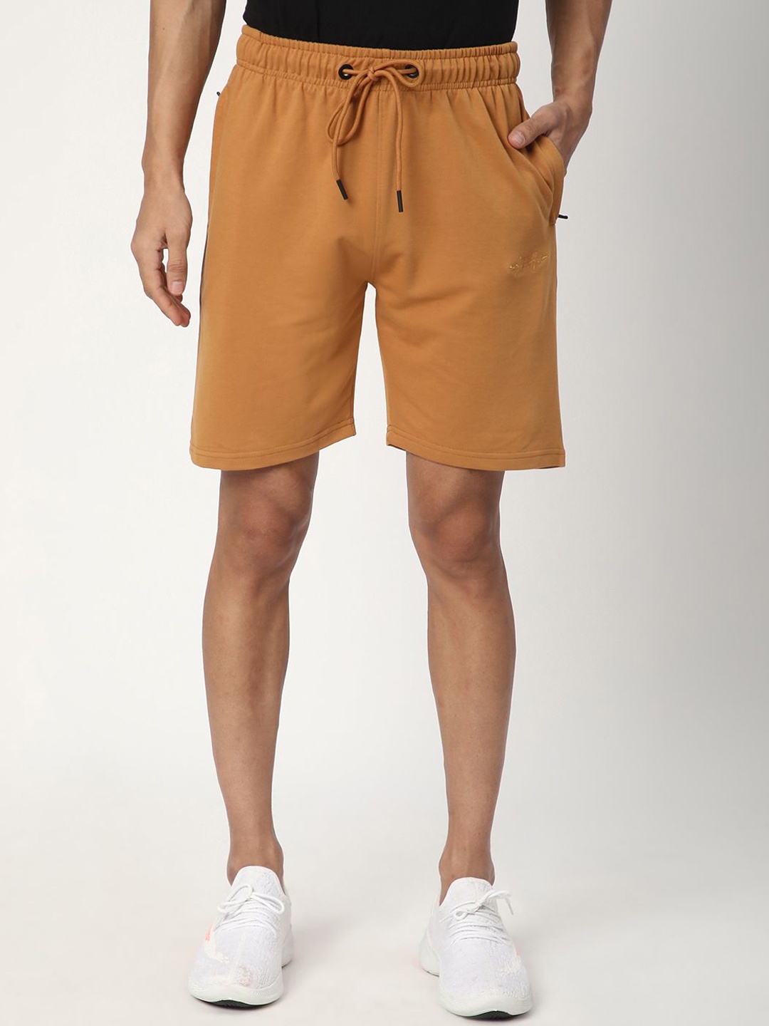 

Stitch Hub Men Shorts, Tan