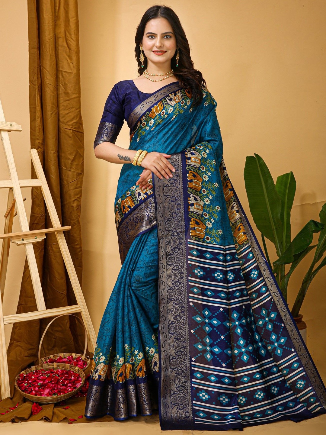 

Panzora Woven Design Zari Kanjeevaram Saree, Blue