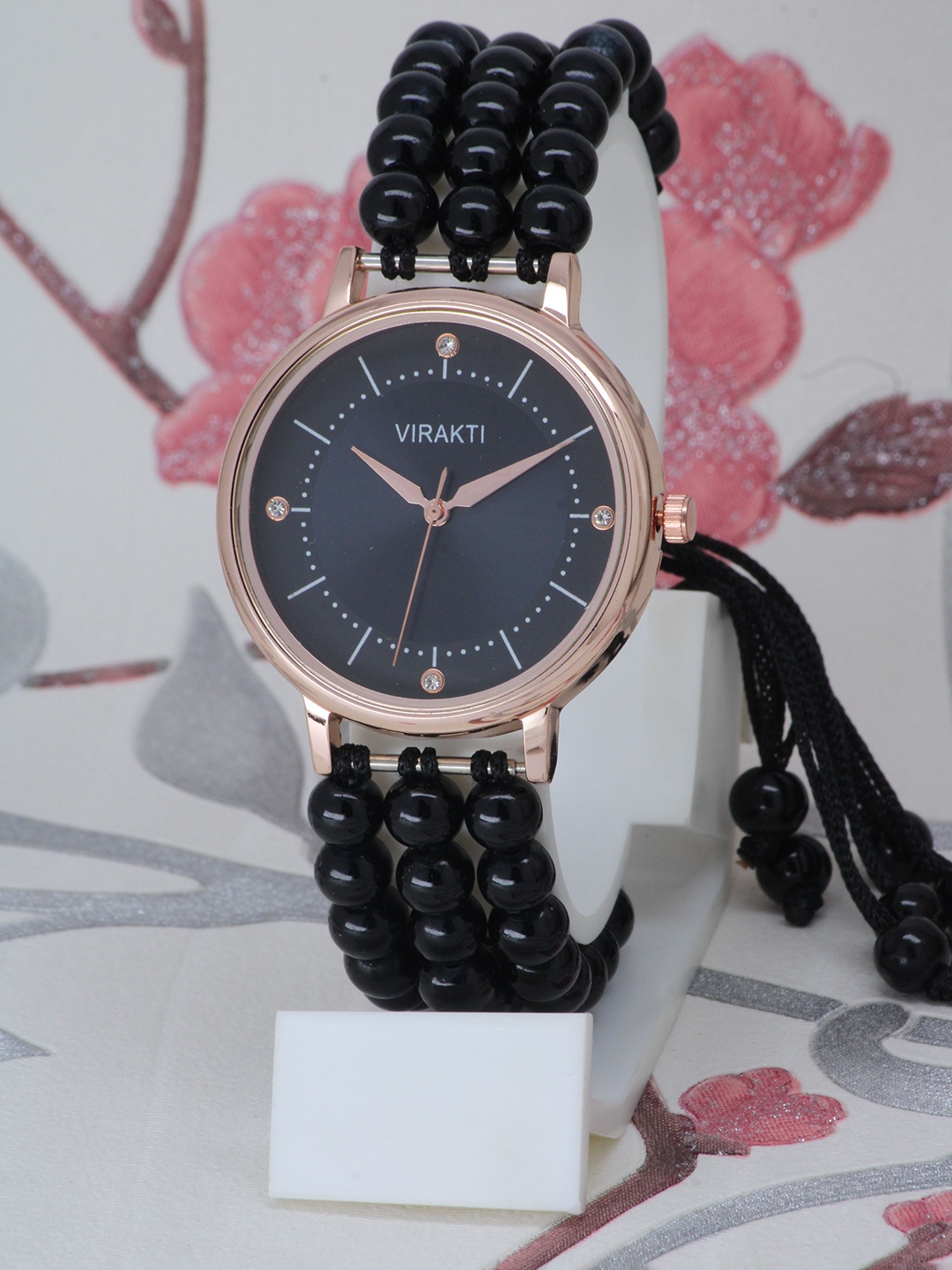 

VIRAKTI Women Brass Dial & Wrap Around Straps Analogue Watch M-01-BLACK