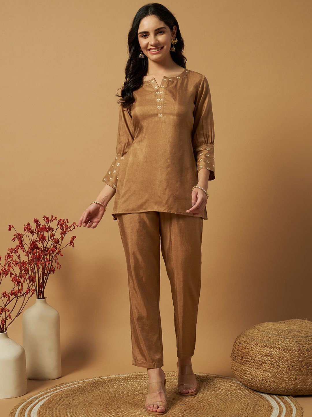 

Sangria Printed Notch Neck Tunic & Trousers, Copper