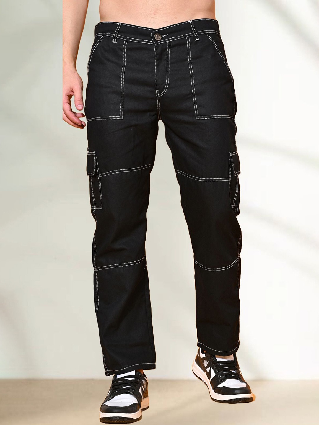 

LINARIA Men Classic Mid-Rise Cargo Styles Jeans, Black
