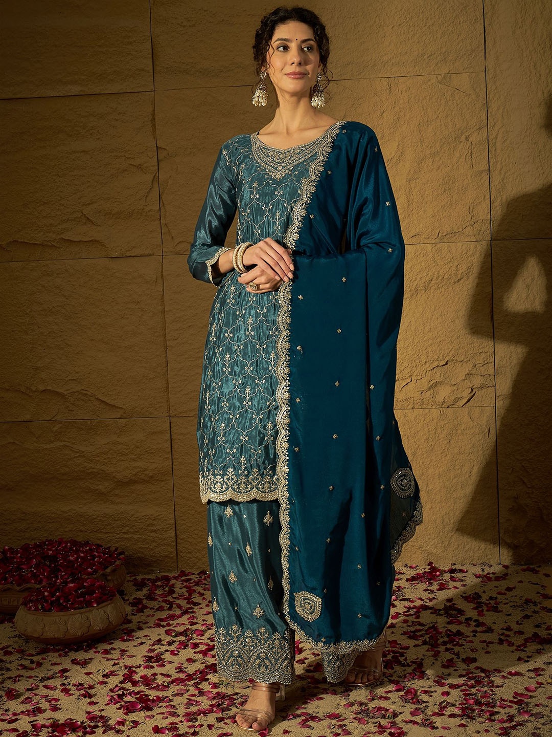 

Miss Ethnik Women Ethnic Motifs Embroidered Regular Thread Work Kurta with Palazzos & With Dupatta, Blue