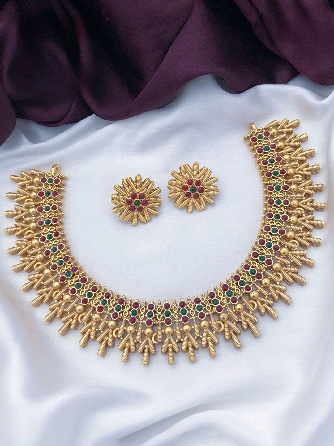 

Anouk Gold-Plated Cubic Zirconia-Studded And Beaded Jewellery Set