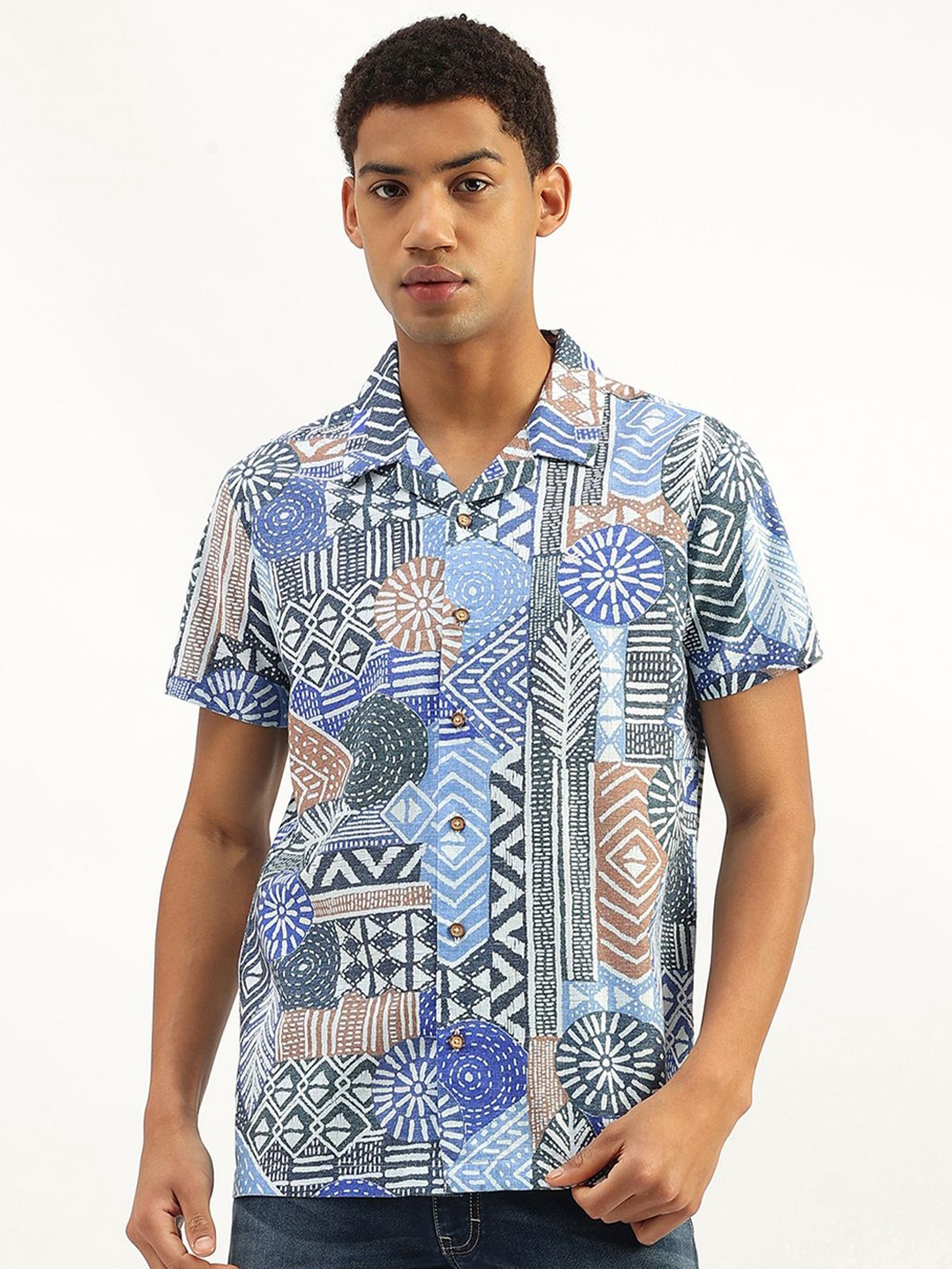 

United Colors of Benetton Men Floral Opaque Printed Casual Shirt, Multi
