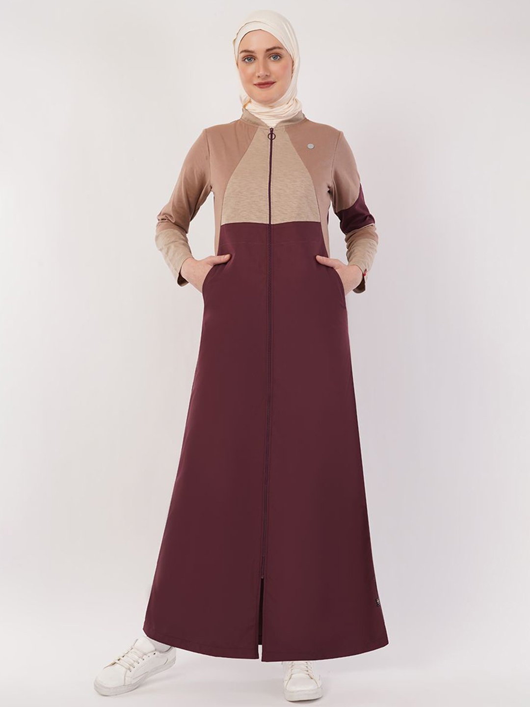 

IDH London Color-Blocked Pure Cotton Collar Neck Jilbab Burqa, Maroon