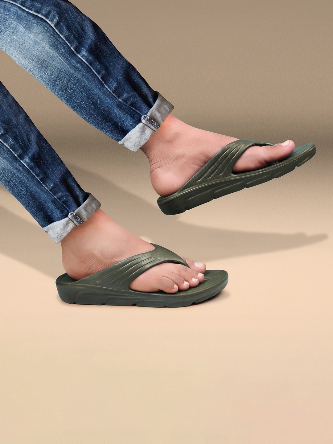

PENNEN Men Thong Flip-Flops, Green