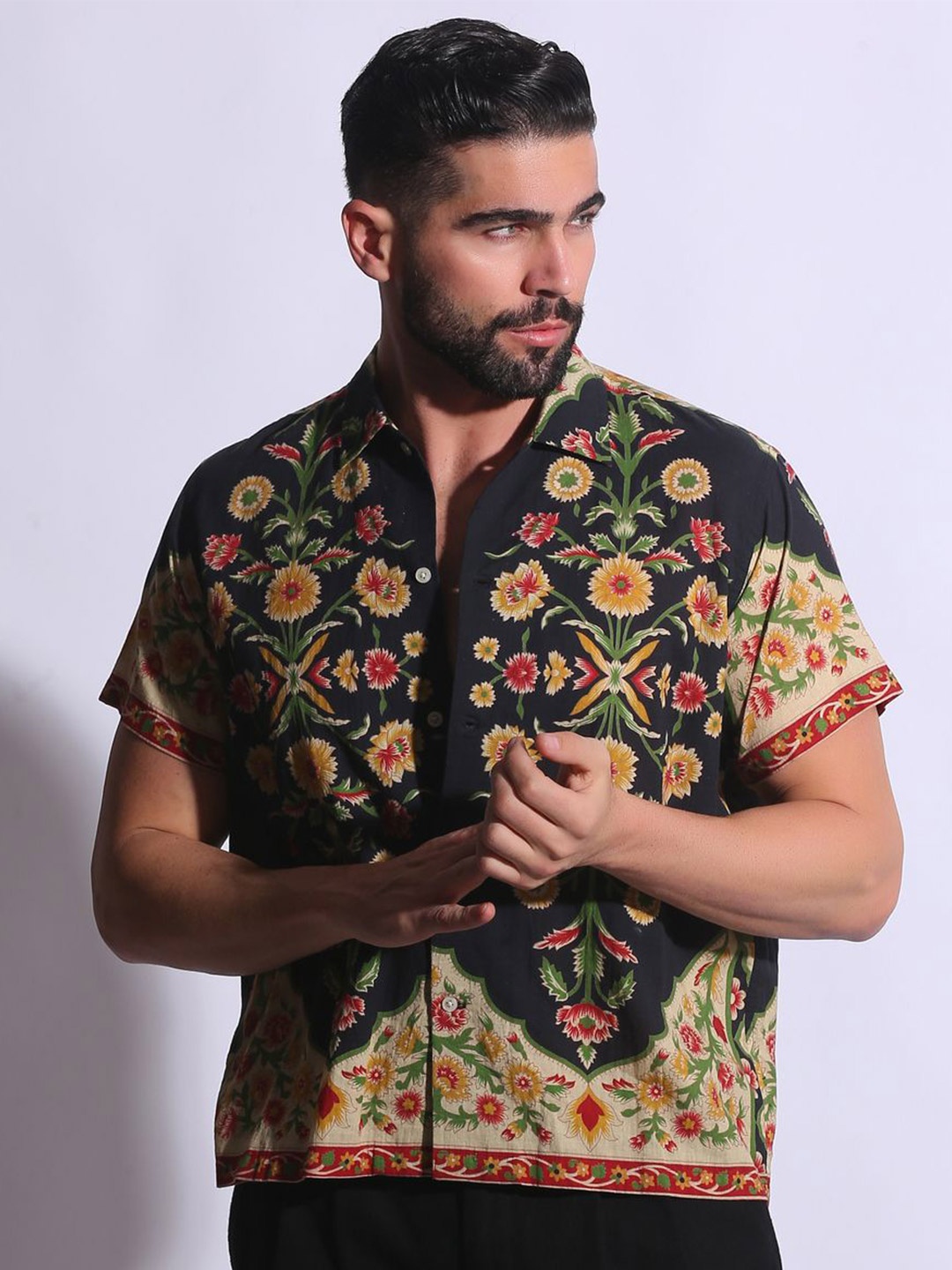 

THE MITESH Unisex Floral Opaque Shirt, Black
