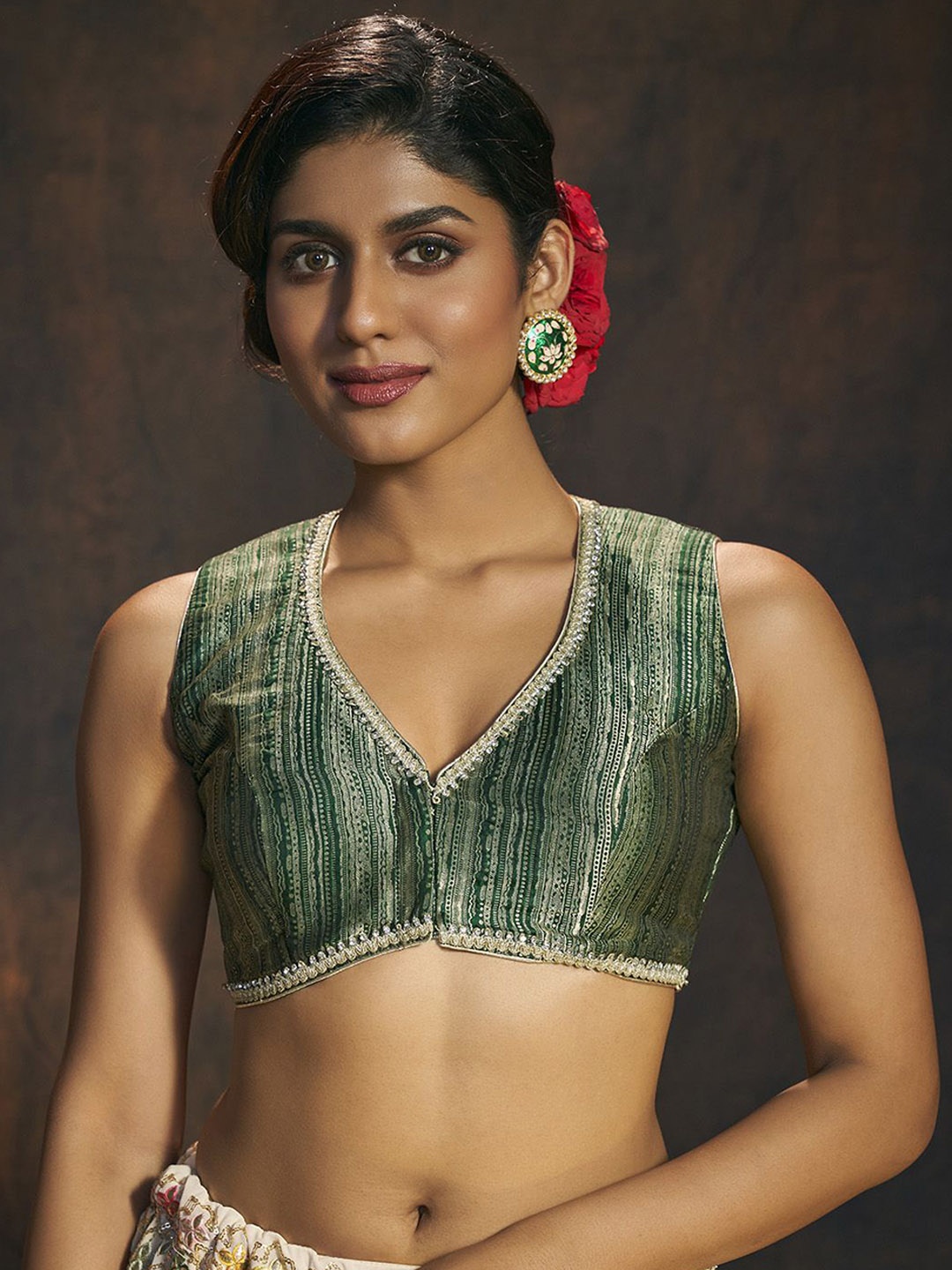 

SALWAR STUDIO Woven Designed V Neck Banarasi Brocade Readymade Padded Saree Blouse, Green