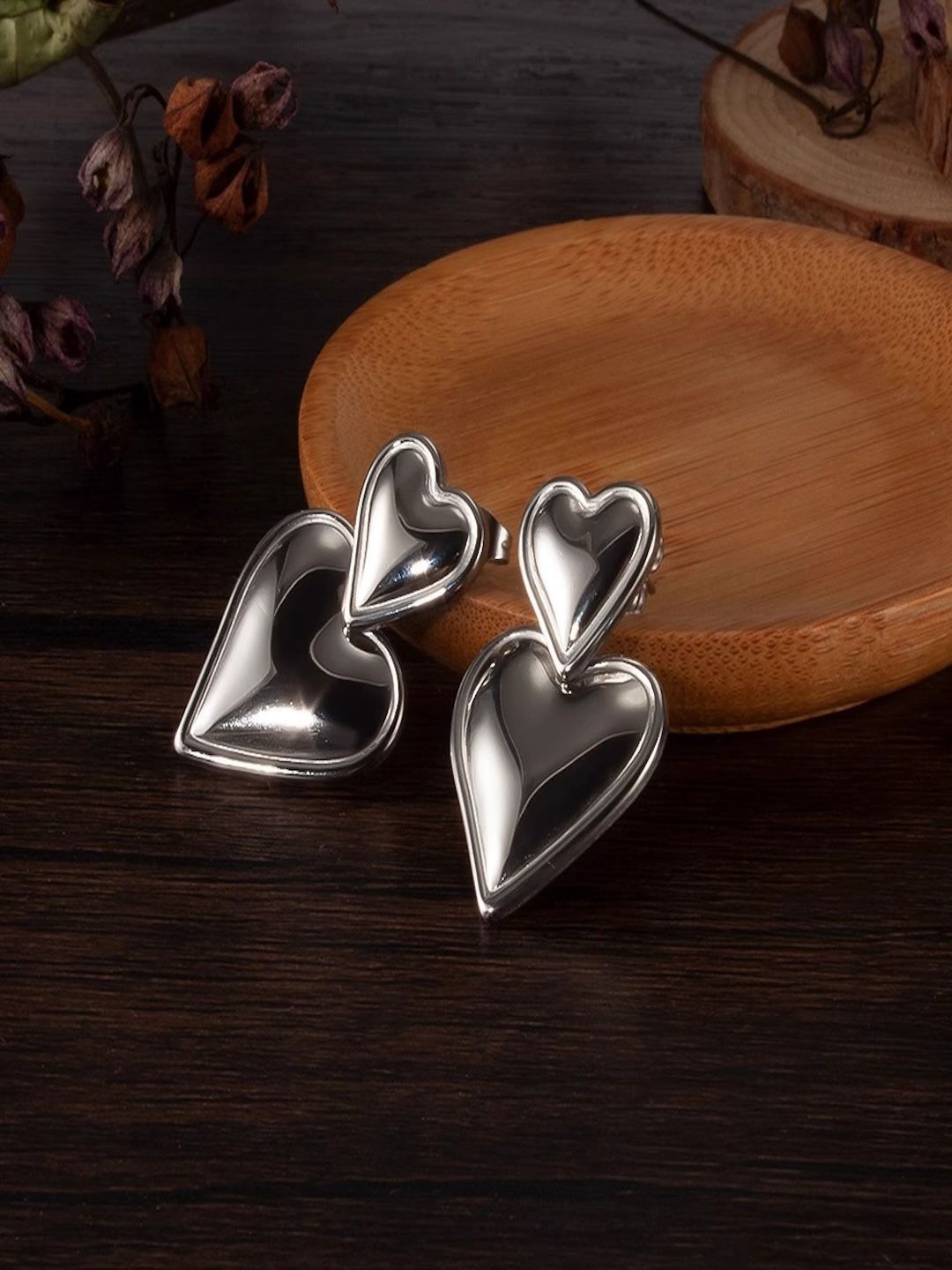 

AQUASTREET Silver-Plated Stainless Steel Heart Shaped Drop Earrings