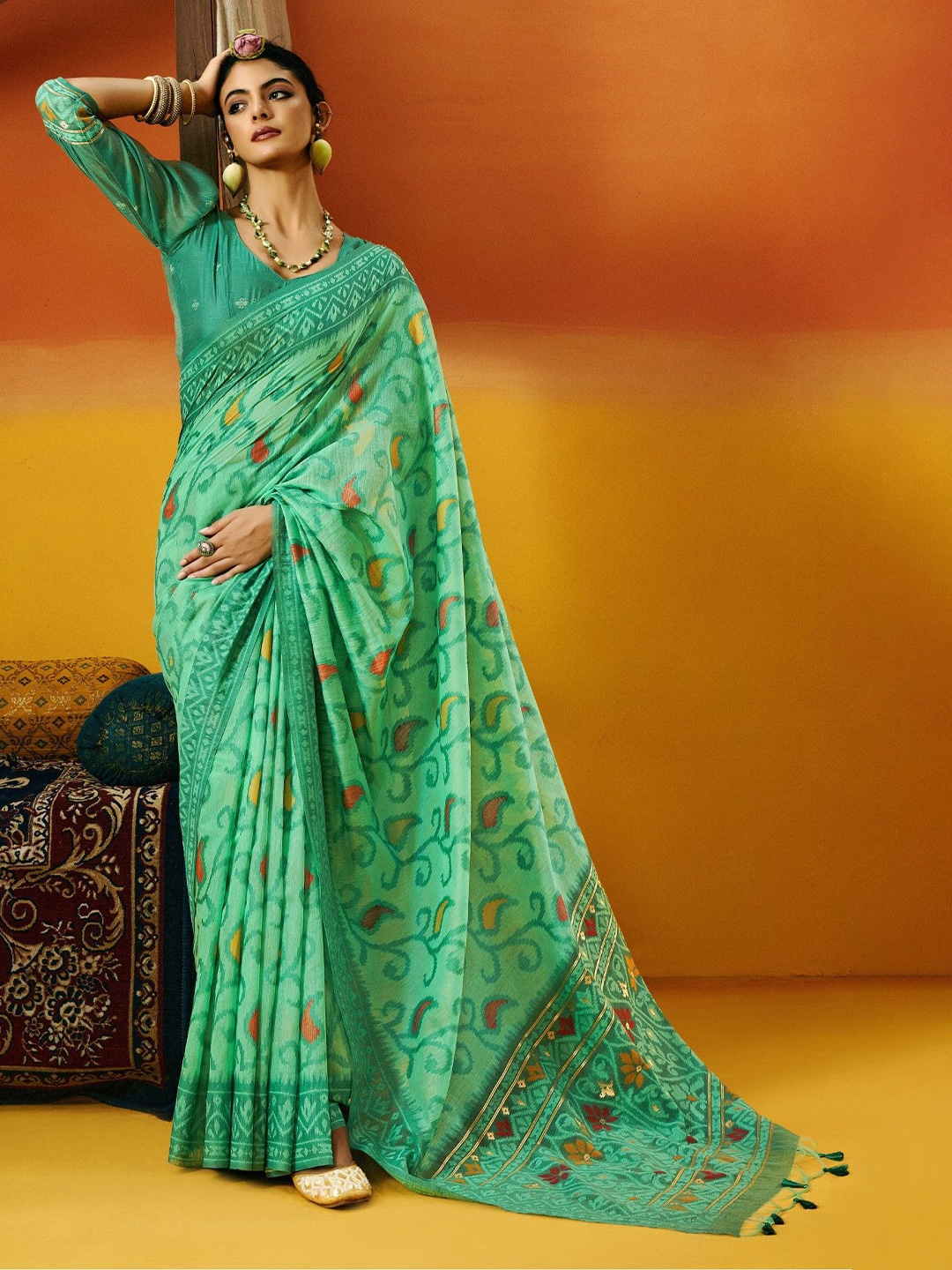 

MySilkLove Handloom Jamdani Saree, Green