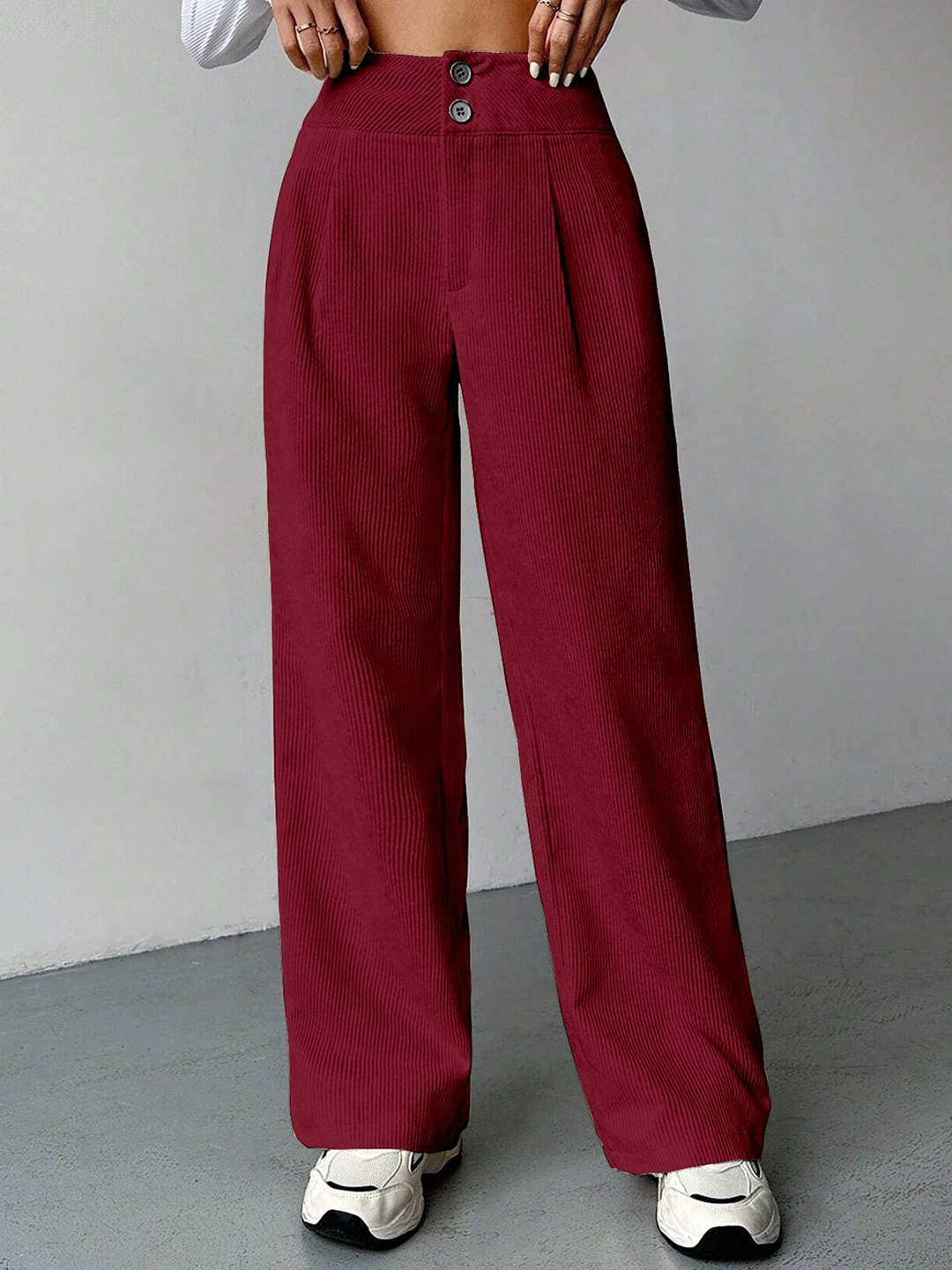 

RAJOVATI Women Loose Fit Pleated Trousers, Maroon