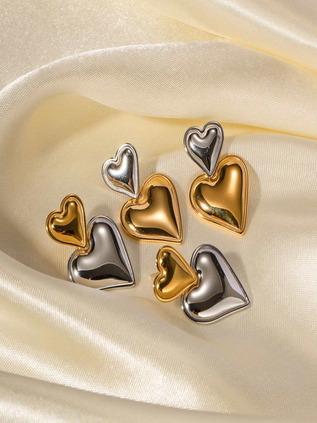 

AQUASTREET Set Of 2 18K Gold-Plated Stainless Steel Heart Shaped Drop Earrings
