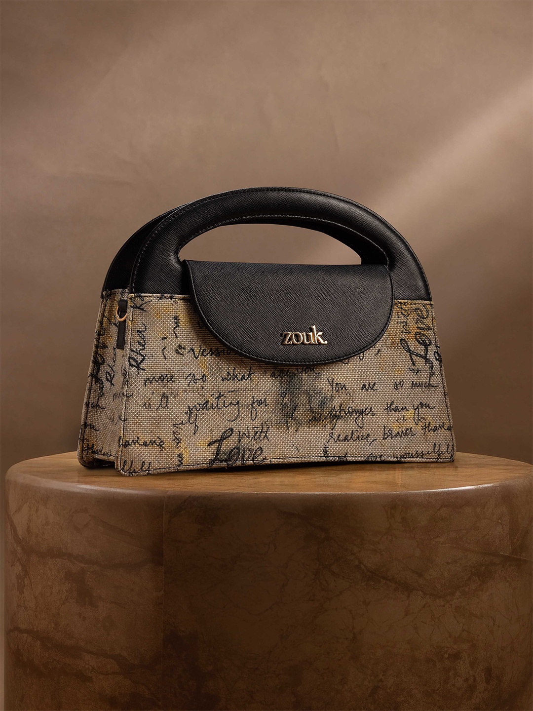 

ZOUK Printed Structured Sling Bag, Gold