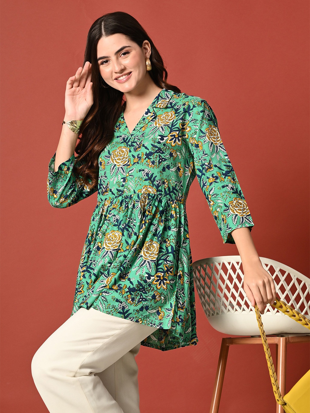 

ao services Women Printed Tunic, Green