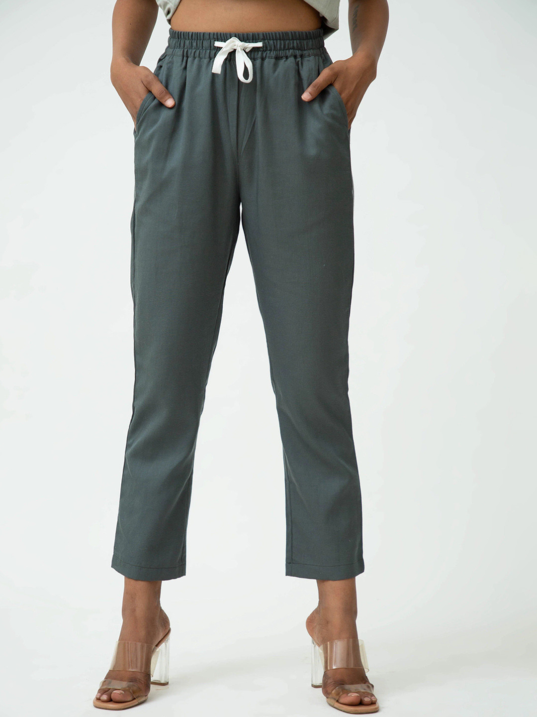 

Saltpetre Saltpetre Women Relaxed Summer Pants, Green
